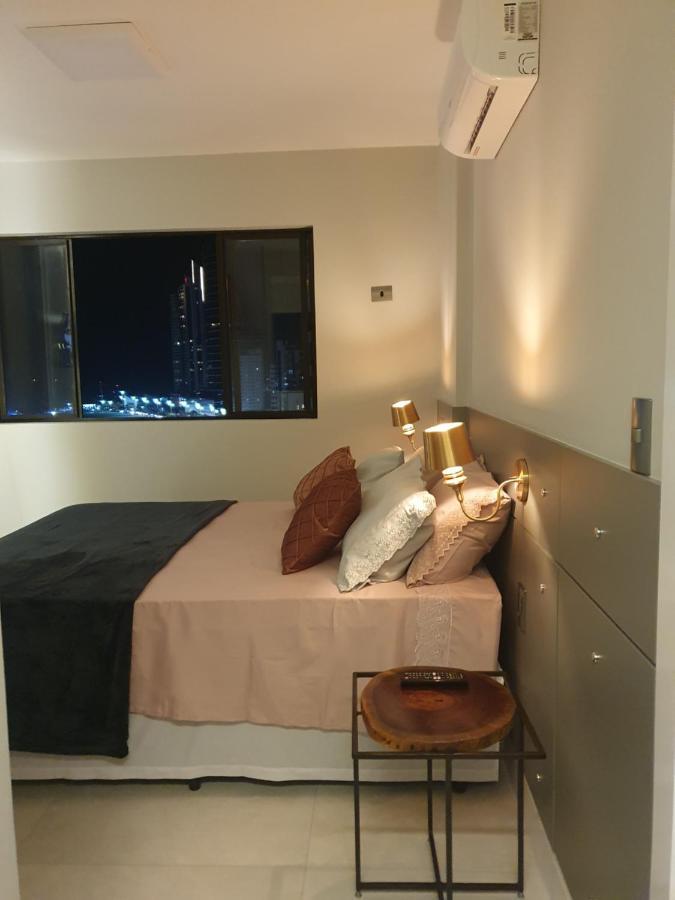 Lindo Apto Novinho, Prédio Frente Mar * Balneário Camboriú