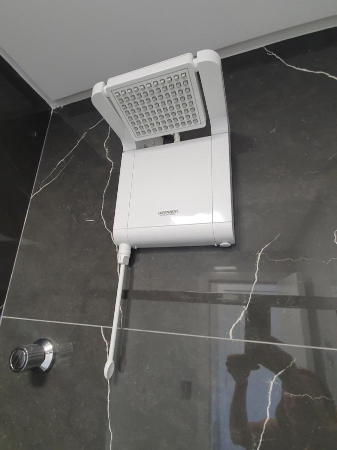 Lindo Apto Novinho, Prédio Frente Mar Apartamento